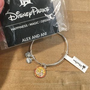 *RARE* 101 Dalmatians Alex and Ani